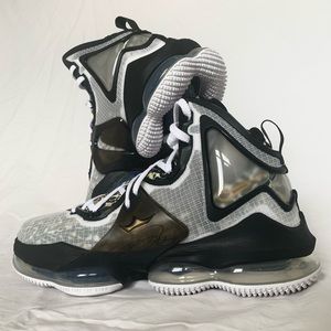 Nike Lebron XIX Royalty 👑